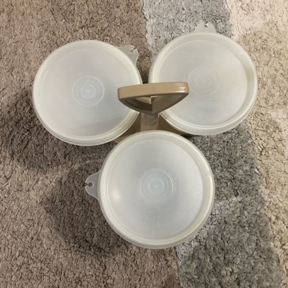 Tupperware Condiment Caddy with 3 Bowls & lids. Great Condition - Picture 2 of 6